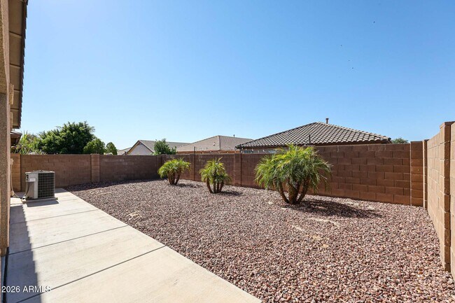 Building Photo - 17765 W Bridger St