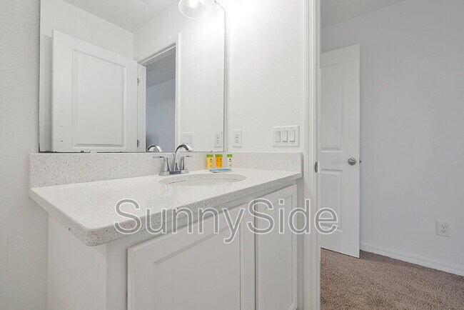 Building Photo - 2186 Derwent Dr