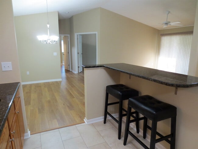 Building Photo - 34 Rio Grande Cir