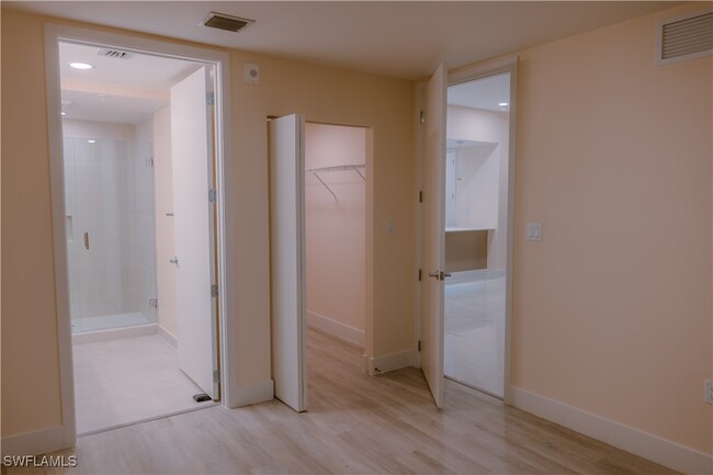 Building Photo - 26110 Rosewood Pointe Dr