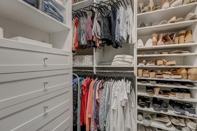 Building Photo - 4231 Deming Cir