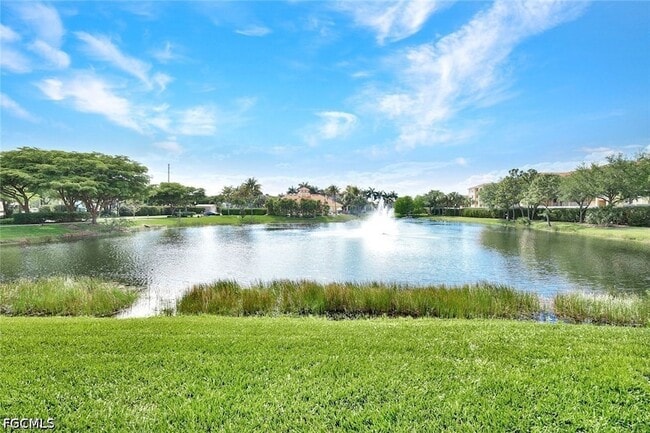 Building Photo - 8270 Pathfinder Loop