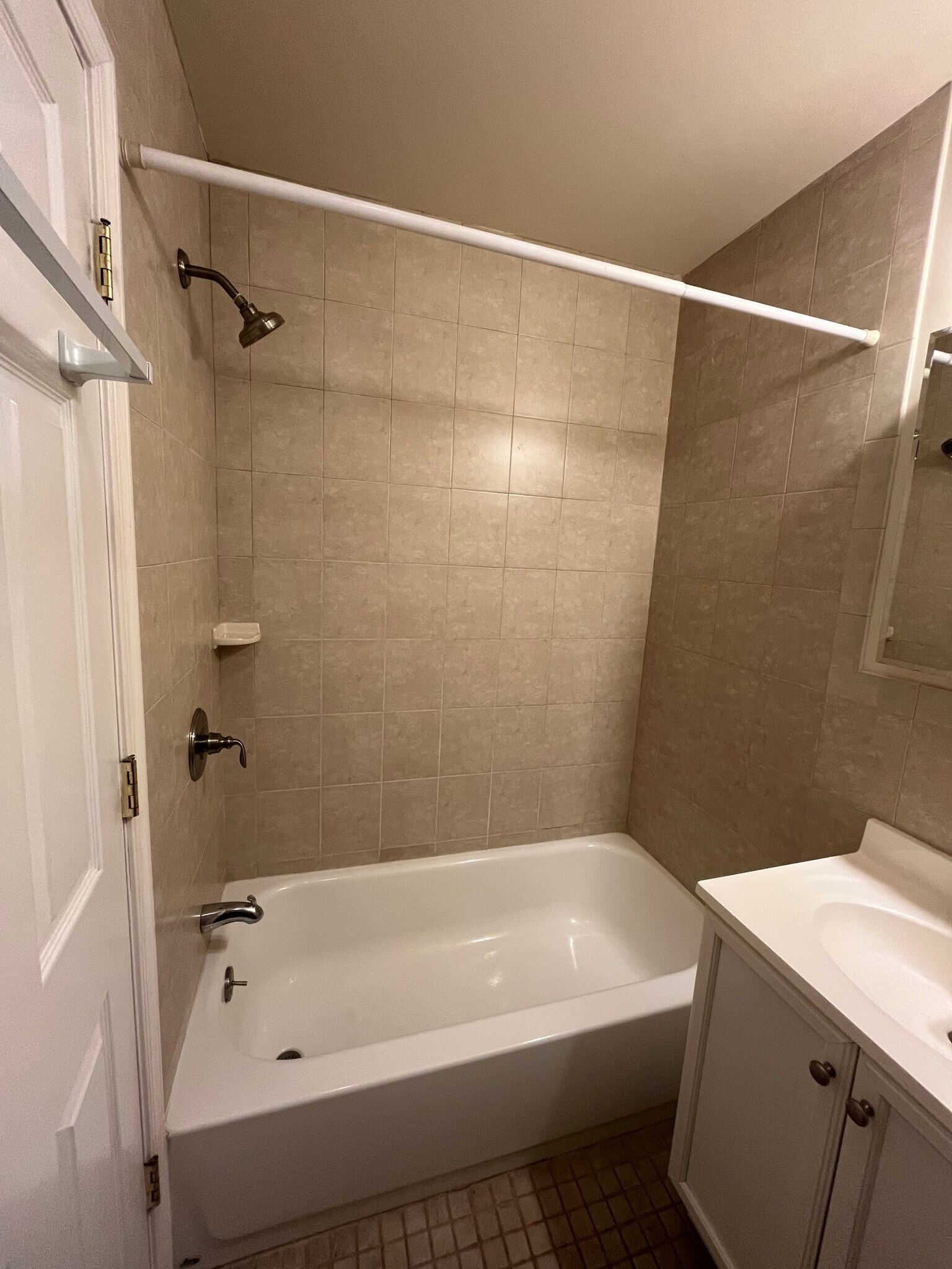 Front Bathroom - 2135 S 5th St