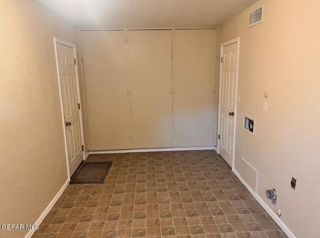 Building Photo - 6301 Jebel Way