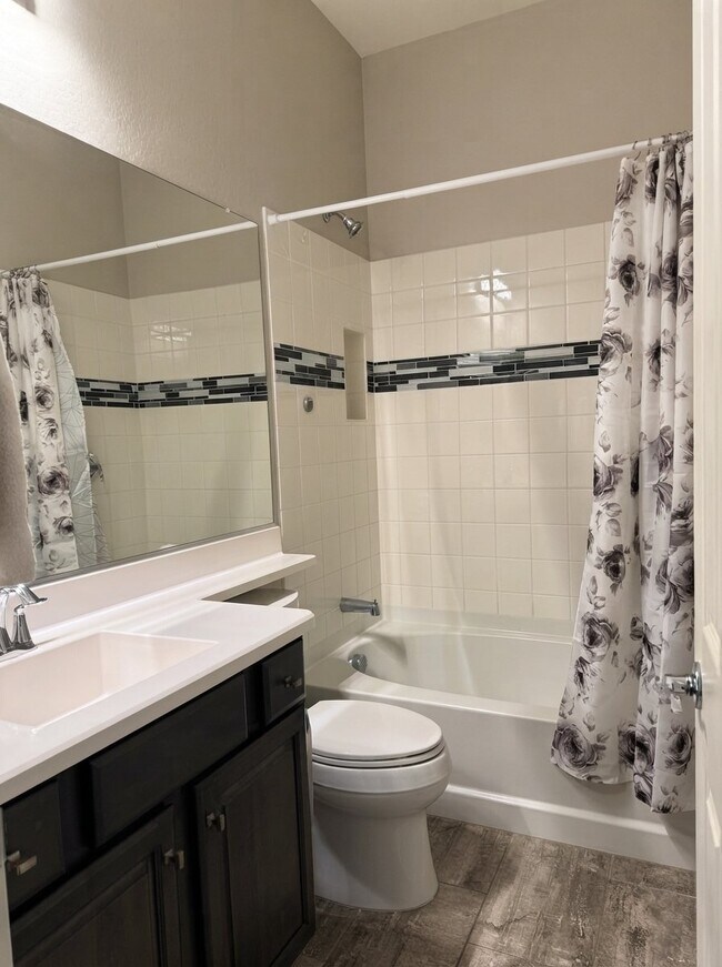 Building Photo - 4590 Fletcher Ct