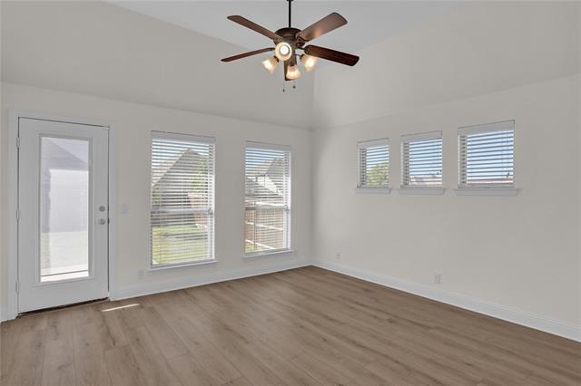 Building Photo - 2105 Burke Dr