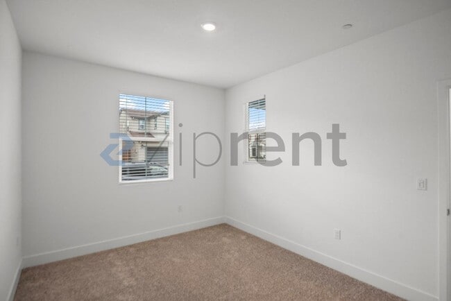 Building Photo - 3375 Tibidabo St