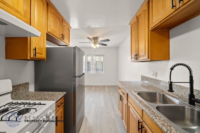 Building Photo - 2907 W. 141st Place