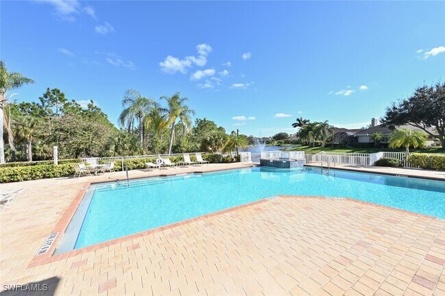 Building Photo - 366 Burnt Pine Dr