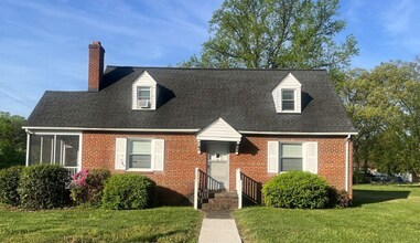 Building Photo - Shelby