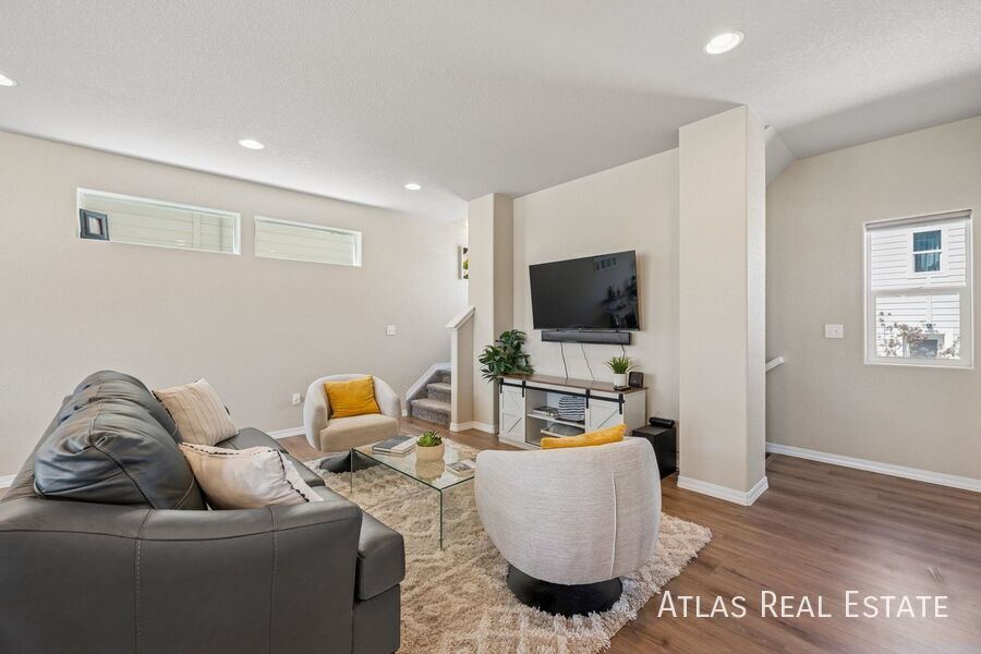 Building Photo - 7446 Marbled Wood Pt