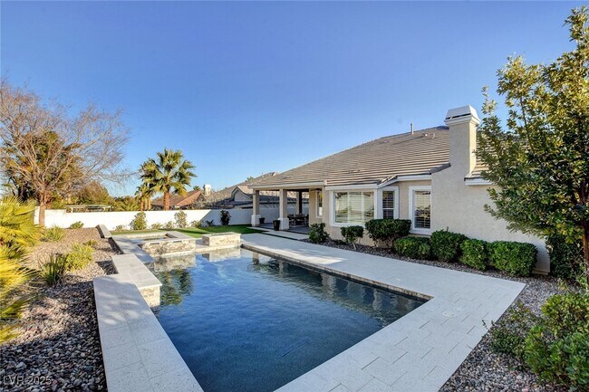 Building Photo - 10728 Elm Ridge Ave