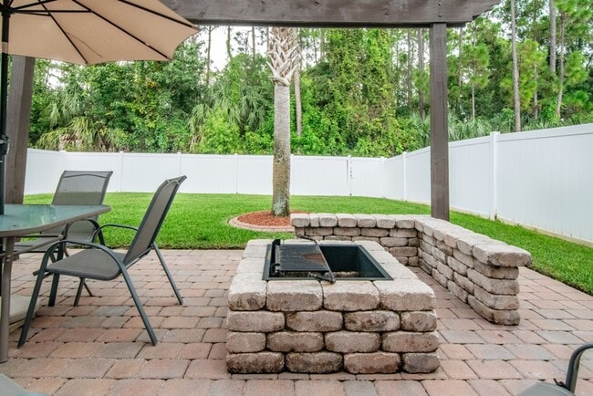 Building Photo - 8114 Champions Forest Way