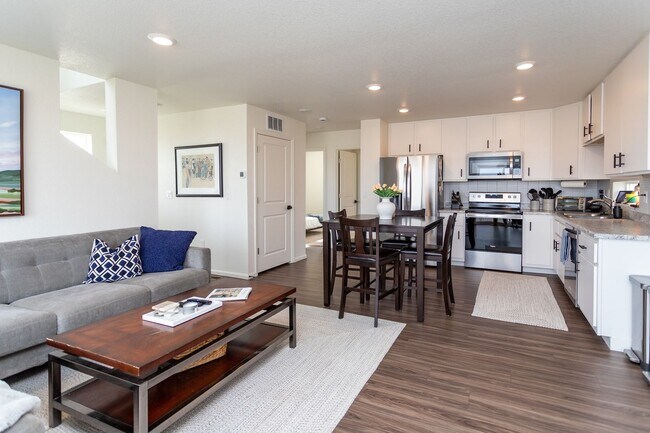 Building Photo - Stylish Three-Level Home in Banning Lewis Ranch!!