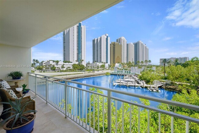 Building Photo - 150 Sunny Isles Blvd