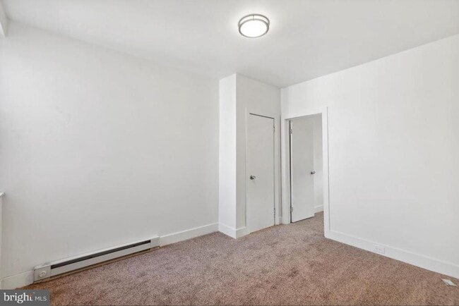 Building Photo - 6133 Reedland St