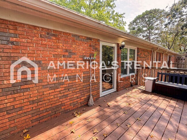 Building Photo - Fantastic 1 Bedroom, 1 Bath Condo for Rent...