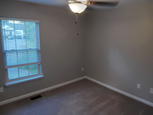 Building Photo - 514 Nunley Dr