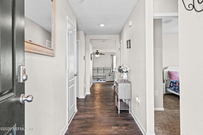 Building Photo - 15735 Palfrey Chase Dr