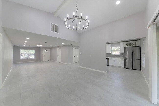 Building Photo - 3605 Barberry Dr
