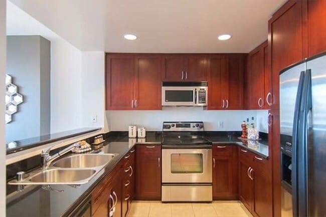 Building Photo - South Beach - 1 BR, 1BA Condo 814 Sq. Ft. ...