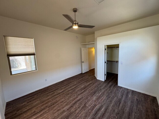 Building Photo - 4709 E Prickly Pear Trail