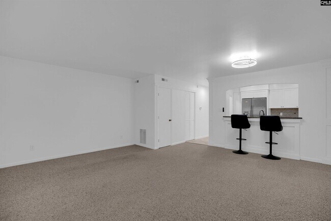 Building Photo - 301 Harbor Heights Dr