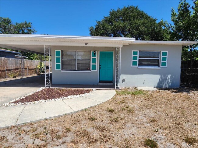 Primary Photo - 3421 W Abdella St