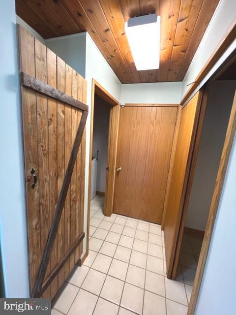 Building Photo - 1538 Trough Rd