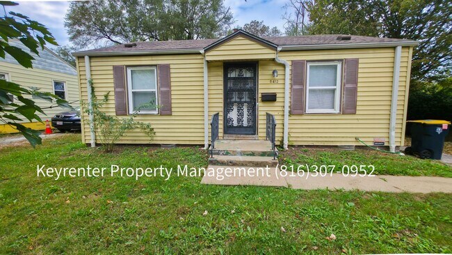 Primary Photo - 2 Bed 1 Bath rare to rent!