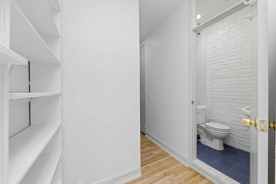 Building Photo - 36-45 31st Street