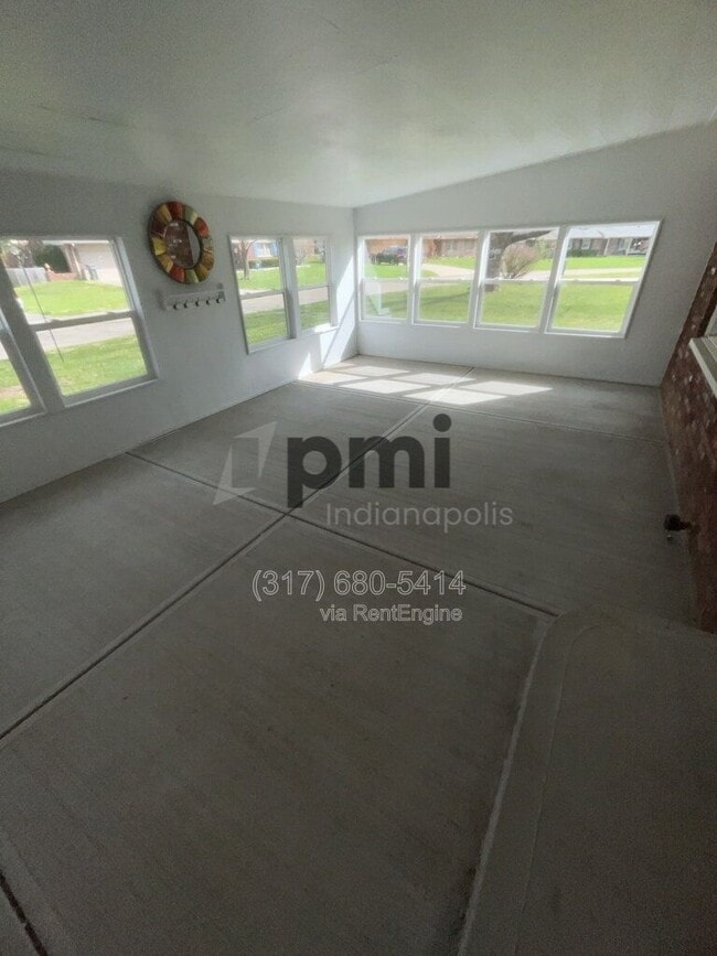 Building Photo - 635 Phaeton Pl