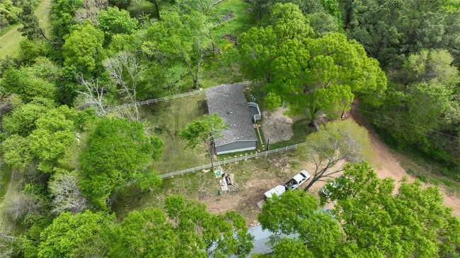 Primary Photo - 7865 Pinecone Ln