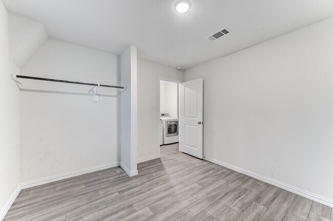 Building Photo - 7925 Way St