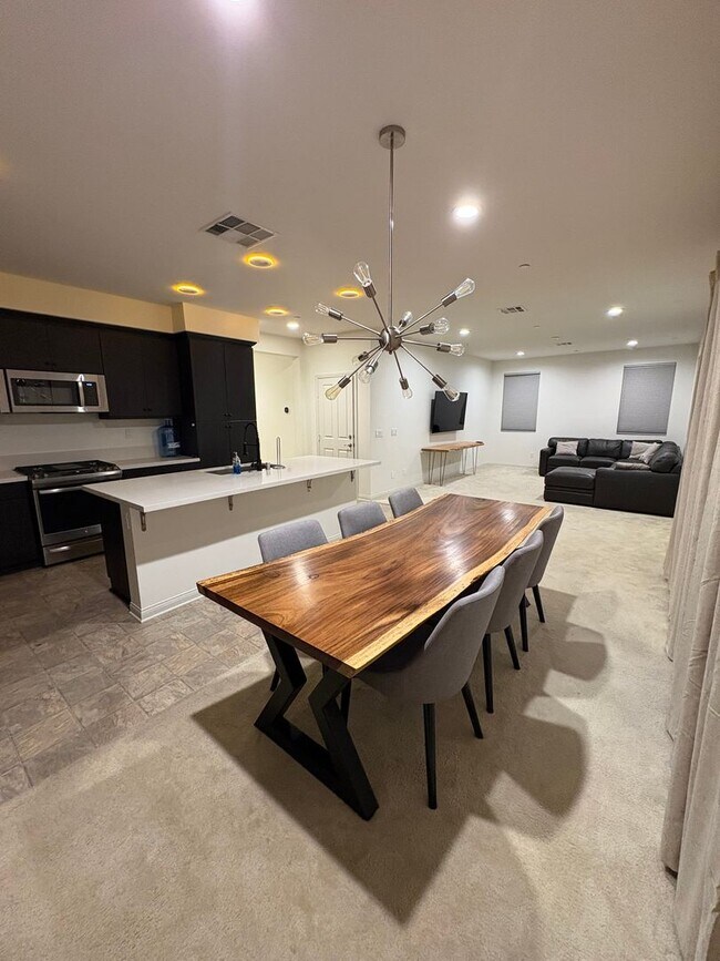 Building Photo - Imperial Beach Home Minutes from the beach