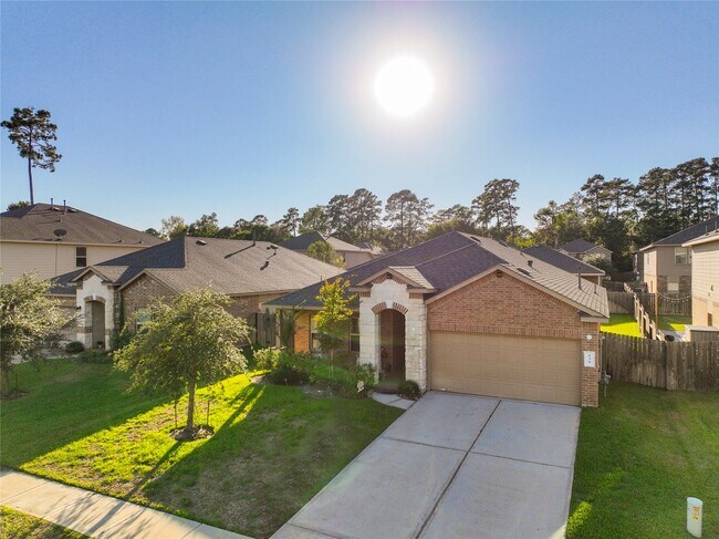 Building Photo - 138 Meadow Grove Dr