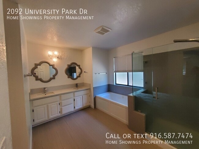 Building Photo - 2092 University Park Dr