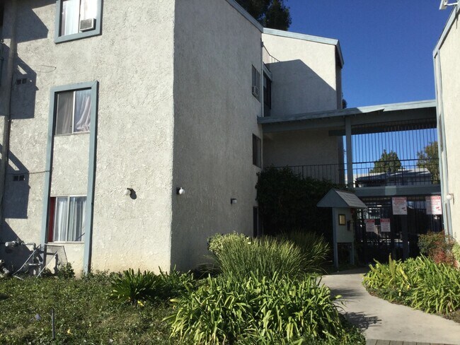 Building Photo - 21801 Roscoe Blvd