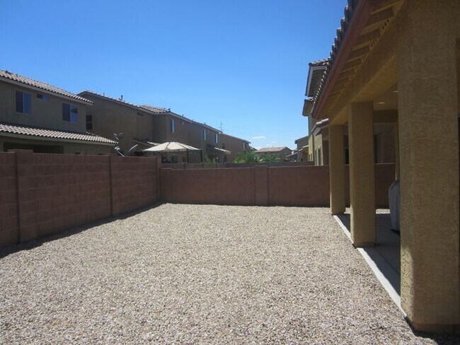 Building Photo - Adorable 2 story patio style with three spacious bedrooms and two full baths upstairs