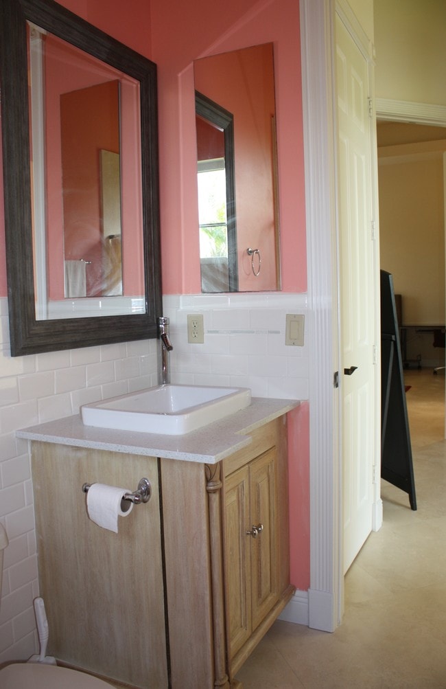 Building Photo - 5862 Homeland Rd