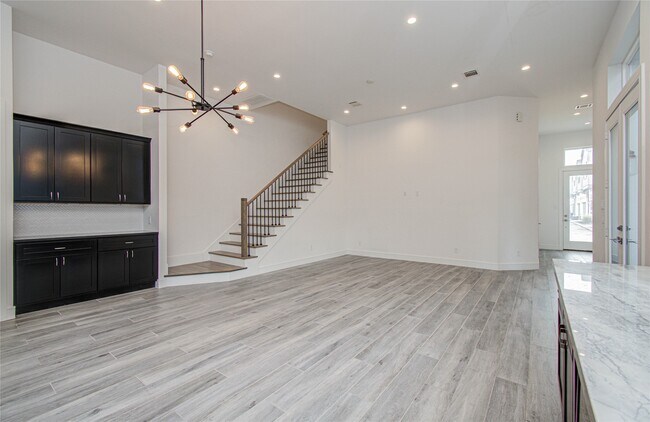 Building Photo - 8930 Spring Knoll Forest Dr