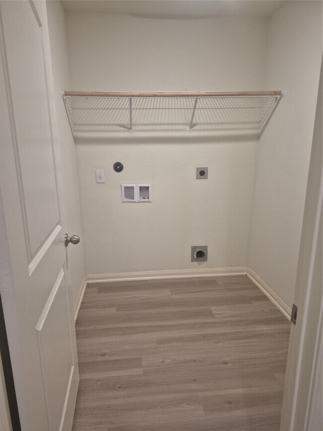 Building Photo - 22610 Steel Blue Jaybird Dr