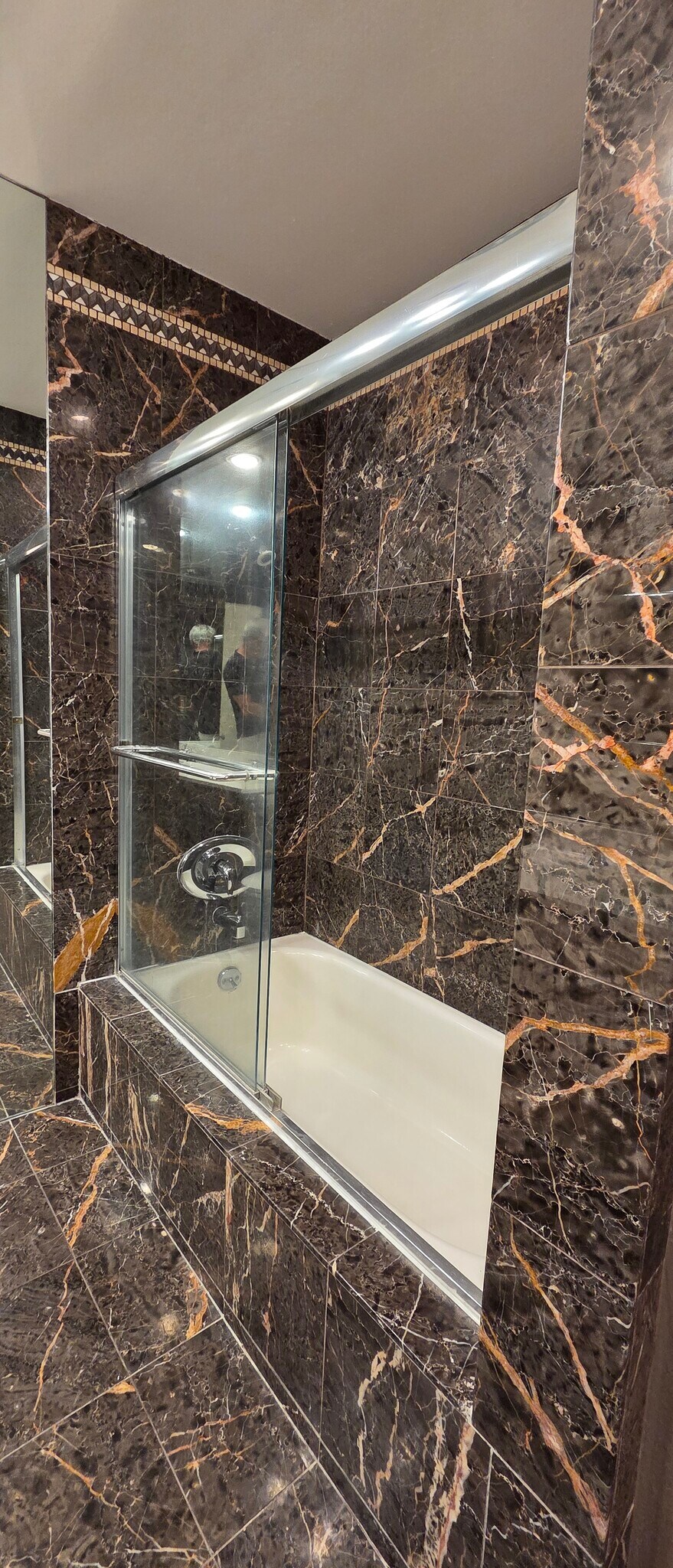 Bathroom view 2 - 1222 N Olive Dr