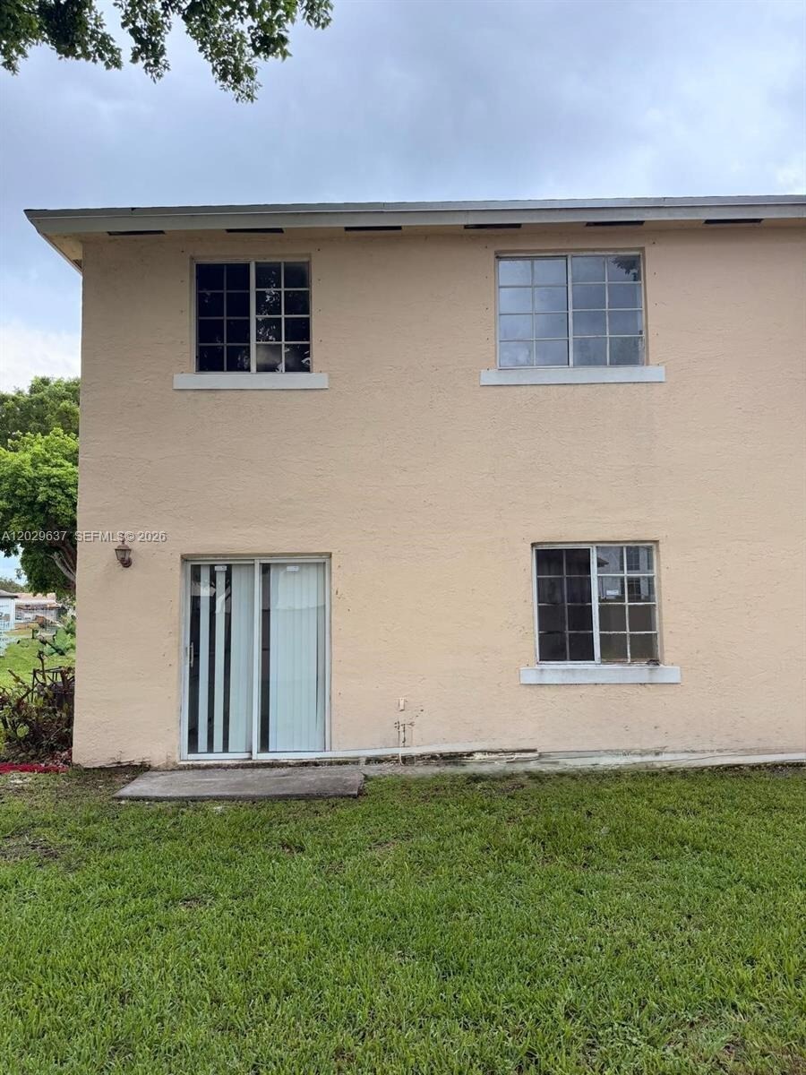 Building Photo - 18774 SW 100th Ave