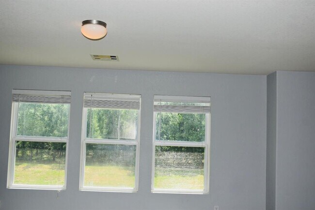 Building Photo - 28923 Birch Green Way