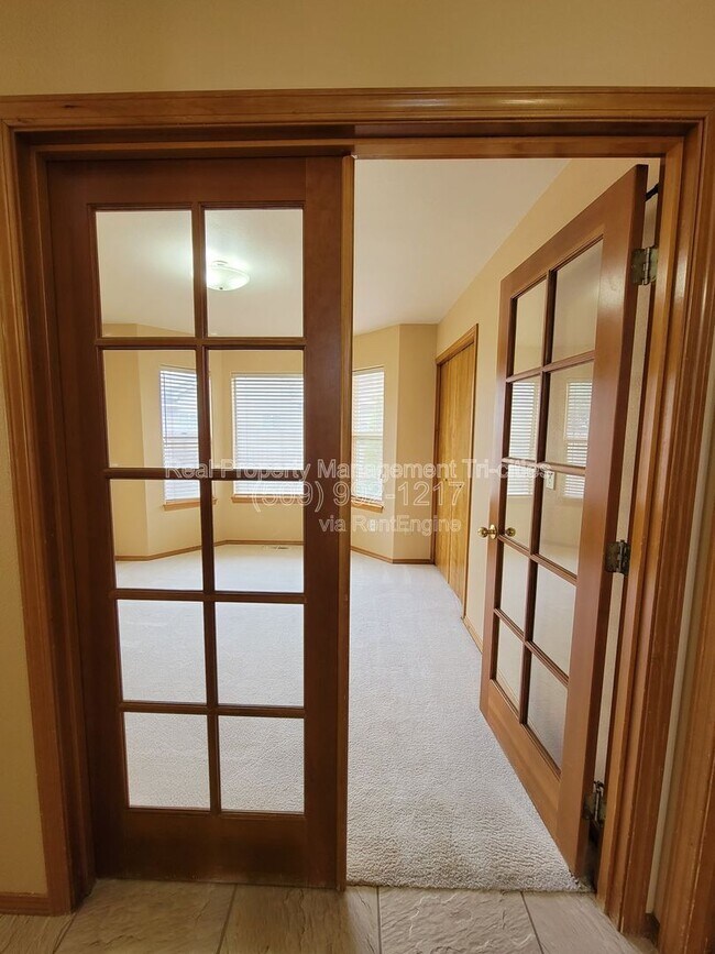 Building Photo - 2918 S Ledbetter Pl