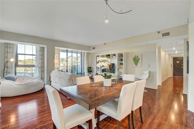 Building Photo - 29 Montelago Blvd