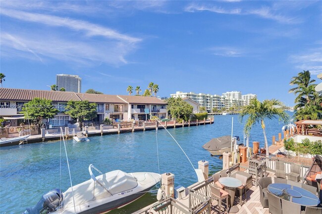 Building Photo - 16478 NE 27th Pl