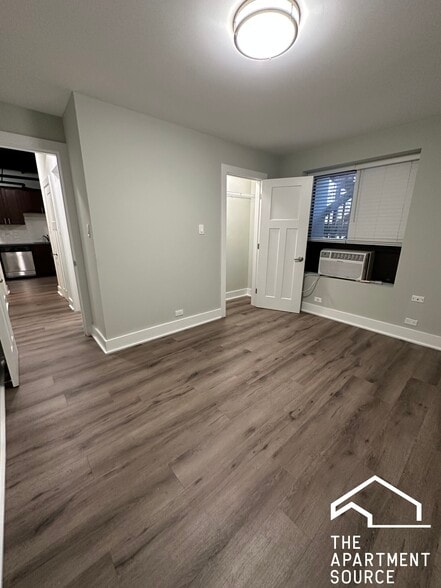 Building Photo - 725 St Johns Ave