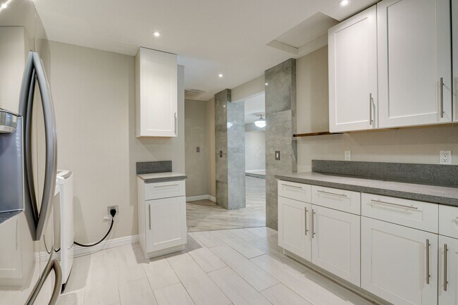 Building Photo - Charming 3-Bedroom Home in Historic John S...